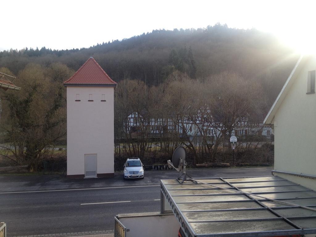 Landgasthof Zum Taunus Hotel Ober-Mörlen Exterior foto